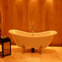 ヴィラ１の改装されたバスルーム