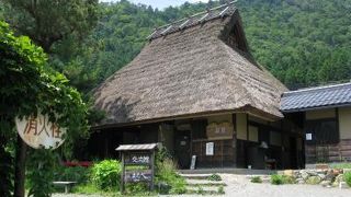 かやぶきの里集落内でお茶をするなら･･･彩花
