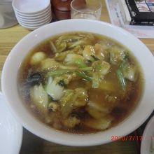 最後はヒィヒィ言いながら(笑)なんとか完食した五目ラーメン