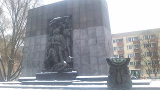 歴史を今に残すモニュメント