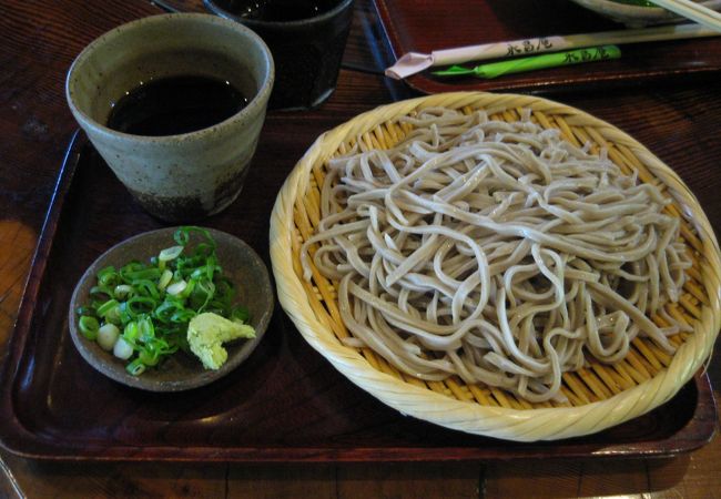 鯖街道のスローな雰囲気の蕎麦屋