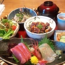 花籠うなぎ御膳1800円