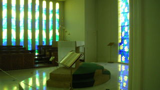 教会内は写真撮影禁止です！