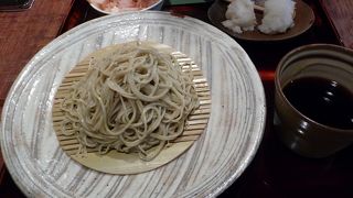 “ミシュランガイド2011”にも載った蕎麦屋さん