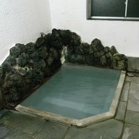 館内には湯畑源泉のこんなお風呂が幾つかあります