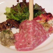 アンティパスト