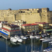 テラスから見る卵城