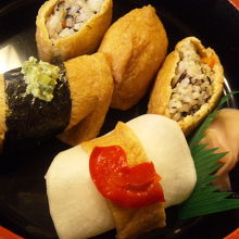 稲荷寿司セット（白・玄米・五目・山葵・大根漬け）