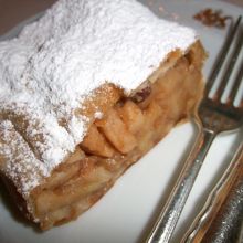 アプフェルシュトゥルーデル