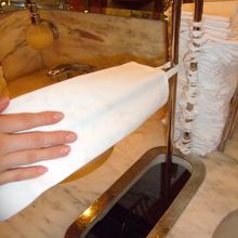 お手洗いのタオル