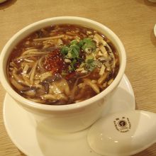 これも外せない！スーラー湯。小でもたっぷり♪