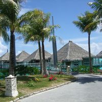 水上コテージへの道です。