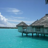 水上コテージの外観です。