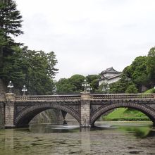 通称眼鏡橋。