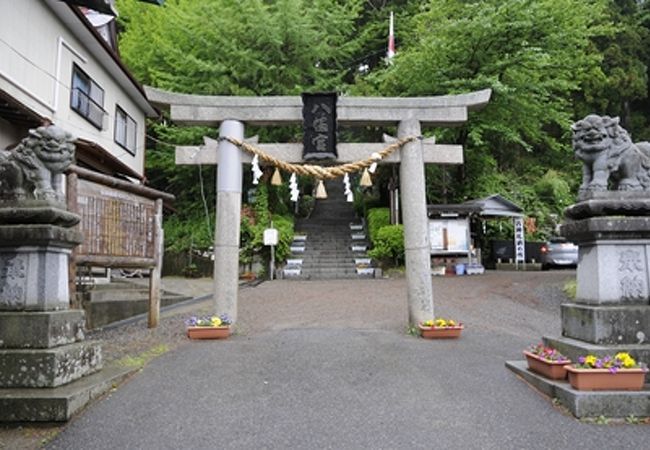 源義経北行伝説がある横山八幡宮