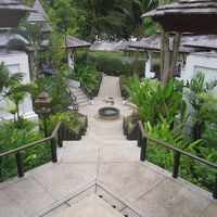 各お部屋はビラ独立型　お部屋に行くのに階段の登り降りは必須