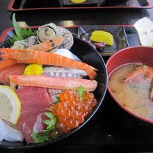 日生海鮮丼