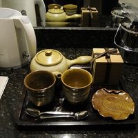 急須などの小物もセンスよし。