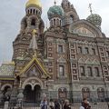 血の上の教会　ロシア的な寺院の典型　なるほど