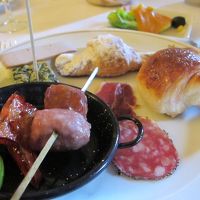 朝ご飯は種類も豊富で大満足！