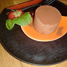 豆腐ベースのチョコ。あっさりして美味しい。