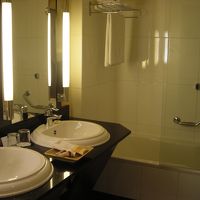 洗面台も２つあって便利でした。