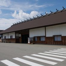 長屋門風の入り口