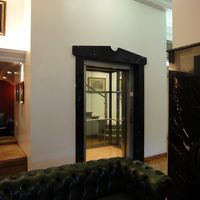 ロビーからエレベーター