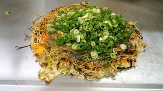 広島で一番有名だと言う人も多いお好み焼き屋さん