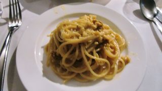 ウニ嫌いでもここのウニのパスタは食べるべし