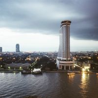 部屋からの朝焼け