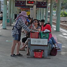 瑞芳站の弁当屋