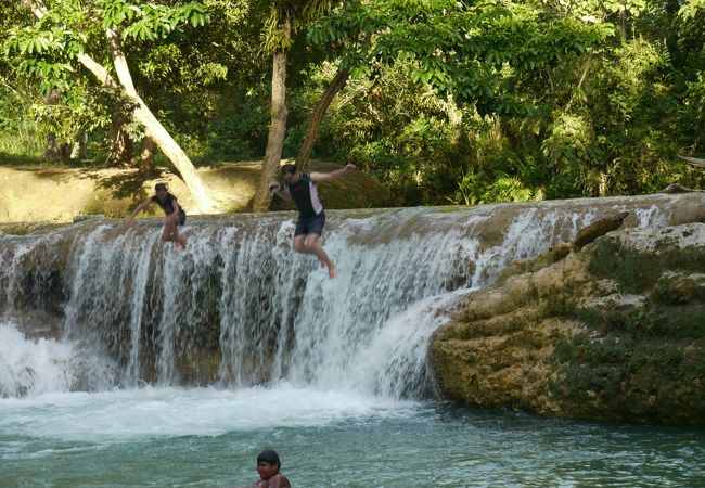 ブランカ オーロラ滝