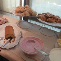 朝食。ケーキがあったのは、嬉しかった(^o^)