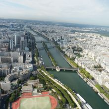 エッフェル塔からみたセーヌ川です