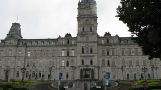 オールドケベックで一番美しい建物の１つ。