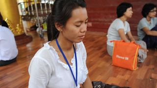 瞑想体験をお勧めします