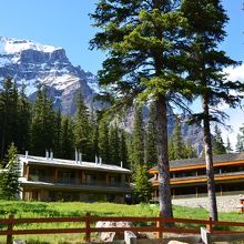 Moraine Lake Lodge