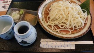 日本三大うどん「水沢うどん」が食べられます