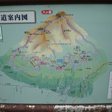 登山の入り口・ハイキングコースの通過点のようです。