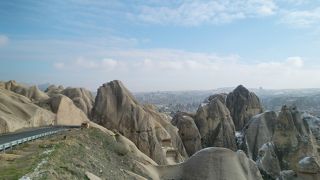 ギョレメの街から歩いていけるスポットです。