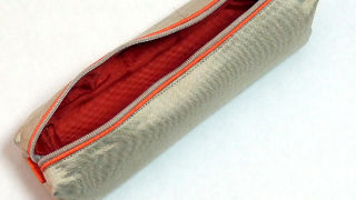 シルクペンケースのファスナーが最悪