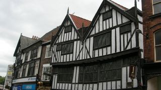 雰囲気のある通り