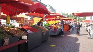 マーケット広場　