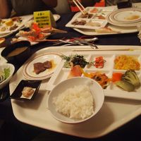 夕食バイキング。カニ、食べまくり！