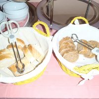 朝食のハード系パン