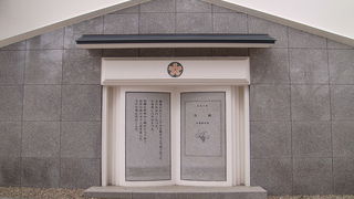 新潮社の歩みを辿る