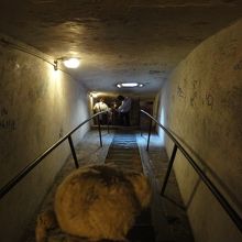 階段は登りも下りも結構たいへんでした！