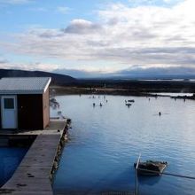 北のブルーラグーン、ミーバトンネイチャーバス。