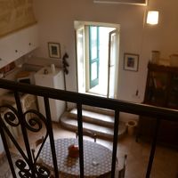 2階から。天井が高くて気持ちがいいですよ！